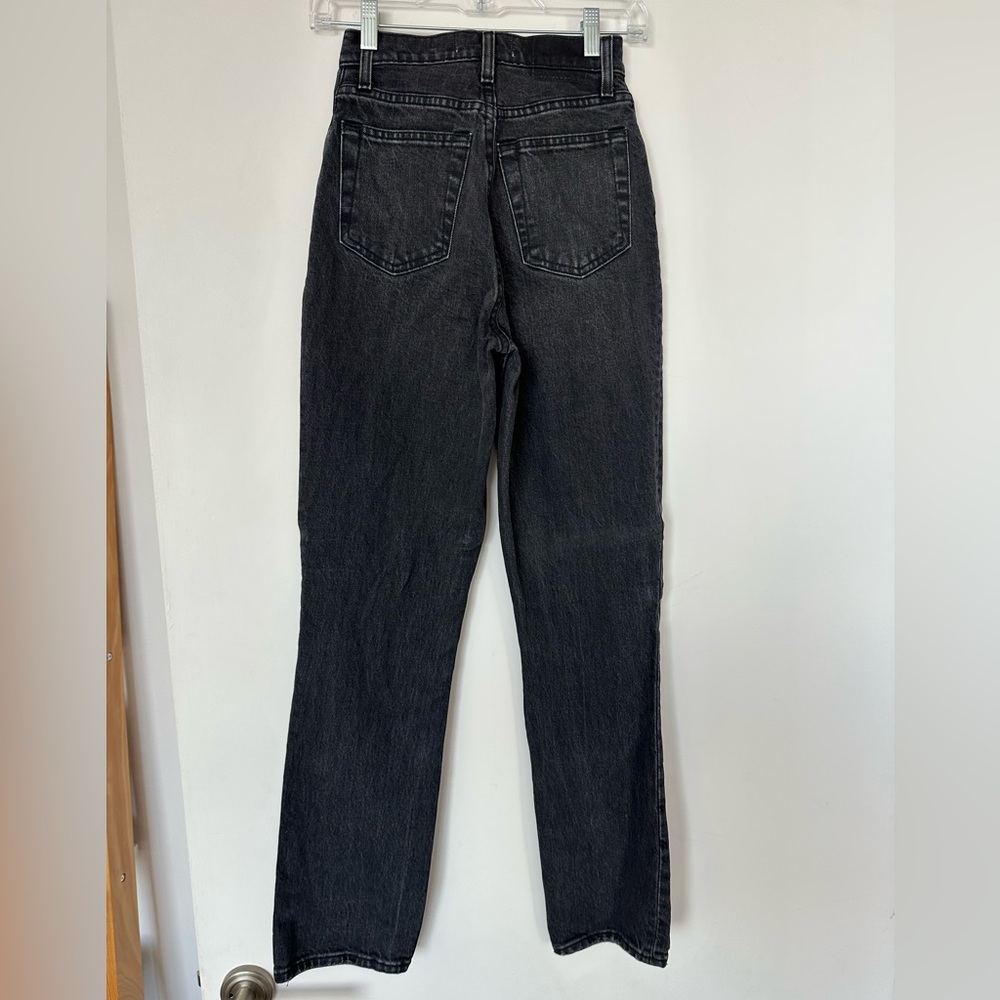 Abercrombie 90s Straight Ultra High Rise